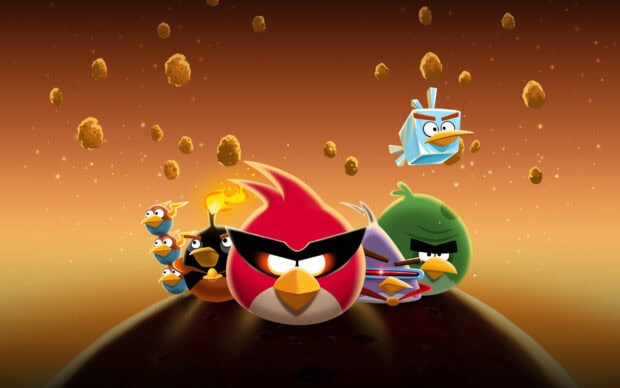Các nhân vật Angry Birds được thể hiện đang chuẩn bị phóng vào không gian, Hình nền máy tính 2K