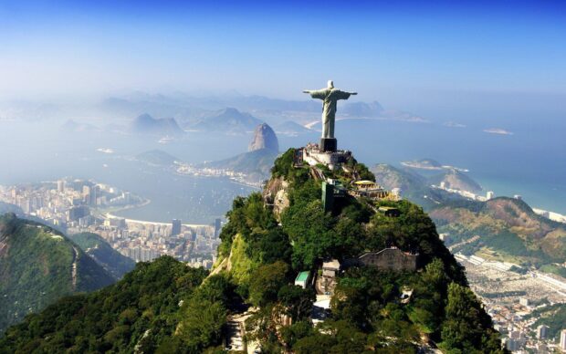 A scenic view of Christ The Redeemer overlooking Rio de Janeiro, HD Desktop Wallpaper