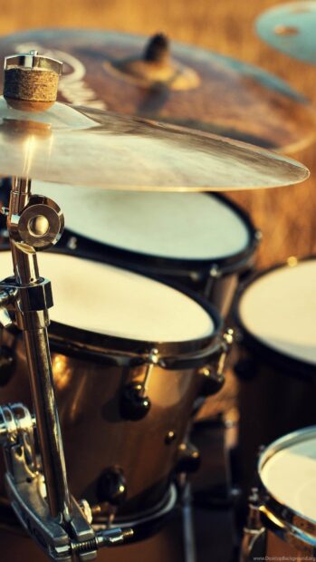A close up view of a classic drums set featuring cymbals and toms, HD Phone Wallpaper