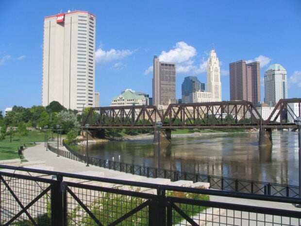 A view of Columbus Ohio skyline with the river and bridge in high definition