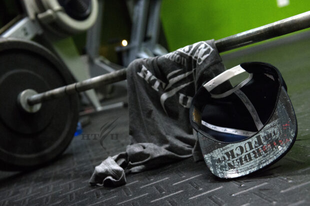 Crossfit involves weightlifting gear and gym clothes placed on the floor after training, HD Desktop Wallpaper