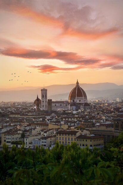Florence Wallpapers, 2K Mobile Wallpaper