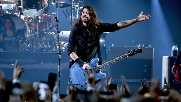 The Foo Fighters performing live music at a concert, 2K Desktop Wallpaper