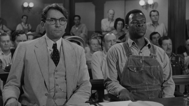 Gregory Peck wallpaper shows a tense courtroom scene with Gregory Peck, HD Desktop Wallpaper