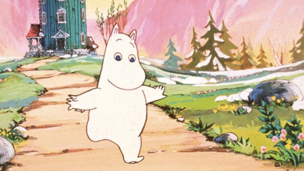 A happy Moomin character is walking on a dirt path surrounded by flowers and trees, HD Desktop Wallpaper