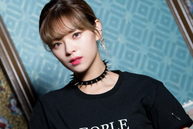 Jeongyeon Twice Wallpapers features a portrait of Jeongyeon wearing a spiked choker and earrings, HD Mobile Wallpaper