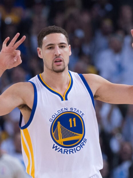 Klay Thompson is celebrating during a basketball game with Golden State Warriors, HD Desktop Wallpaper