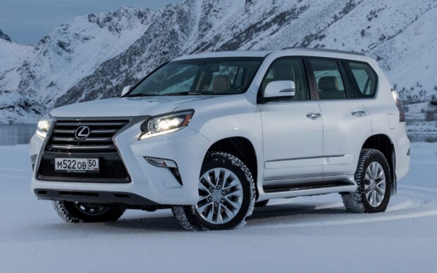 A white Lexus GX is parked on snow with mountains in the background, HD Desktop Wallpaper