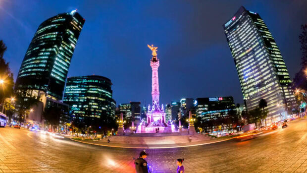 The Angel of Independence monument illuminated at night in Mexico City, HD Desktop Wallpaper