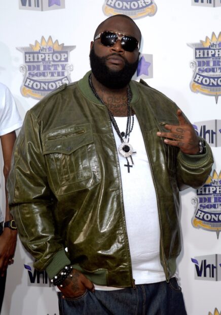 Rick Ross wearing sunglasses and green jacket at an event, 2K Desktop Wallpaper