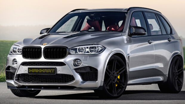 A silver BMW X5 with black wheels and red interior parked outdoors, 4K Desktop Wallpaper