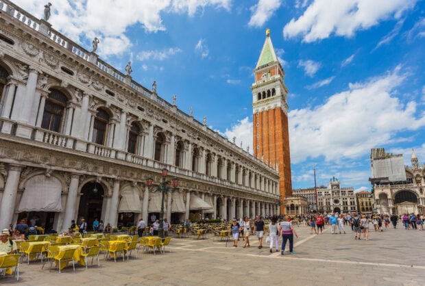 People walking and relaxing in St Marks Square with the historic tower and blue sky, HD Desktop Wallpaper