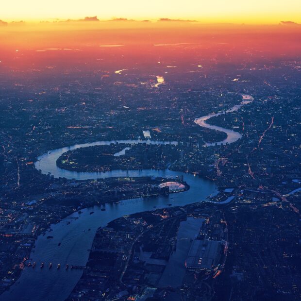 The River Thames flows through the city with lights glowing under a colorful sunset sky, HD Desktop Wallpaper