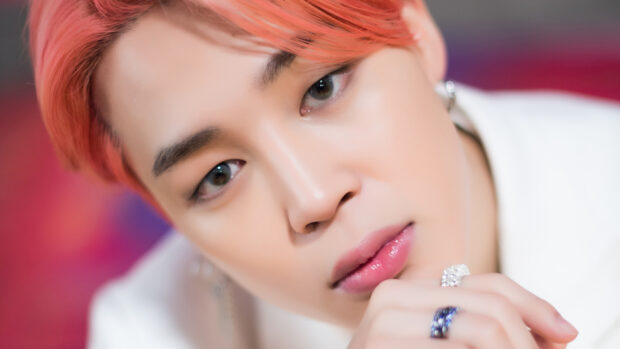 Jimin close up showing vibrant hair and rings on hand in high quality 4K image