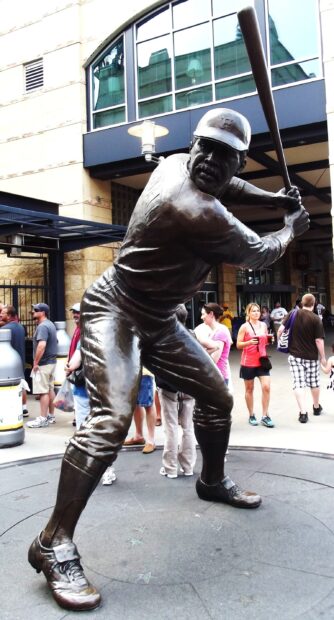 Bronze statue of a baseball player ready to bat in Pittsburgh