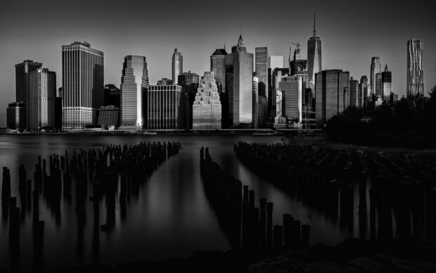 New York skyline in black and white showcasing cityscape