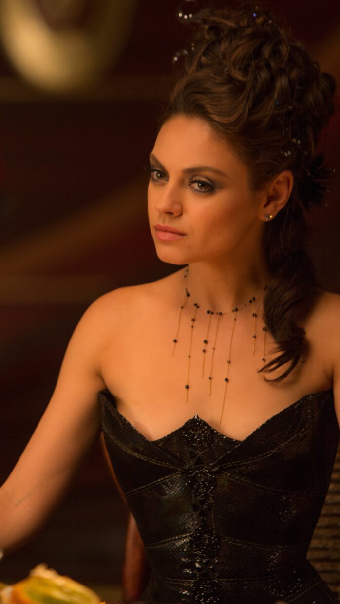 Mila Kunis Wallpapers - PixelsTalk