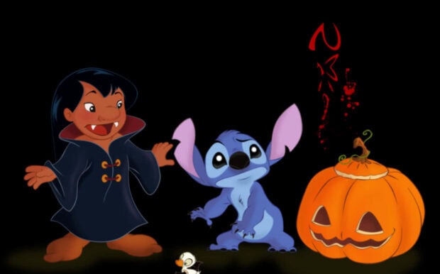 A spooky Stitch Halloween wallpaper featuring Lilo dressed as a vampire, a sad Stitch, and a glowing jack-o'-lantern