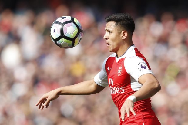 Alexis in Arsenal manchester united match.