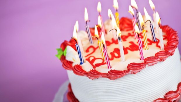 Birthday Cake Wallpaper HD download free 3.