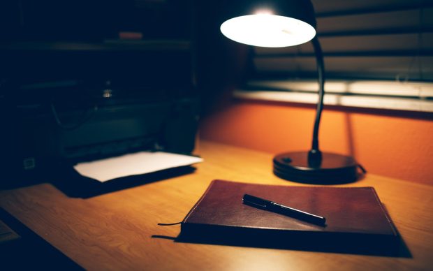 Desk lamp wallpaper hd.