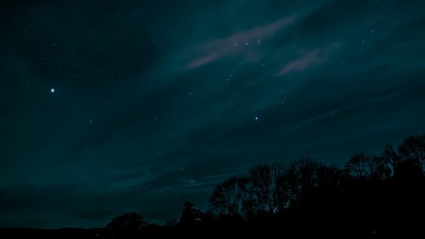 Download night sky wallpapers.