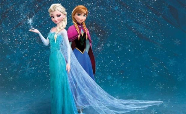 Elsa in Movie Frozen Image 3