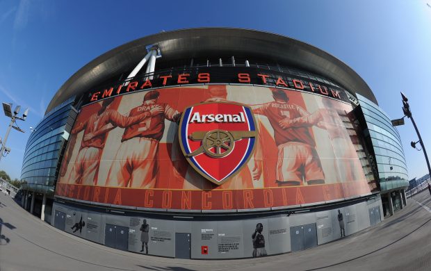 Emirates Stadium .