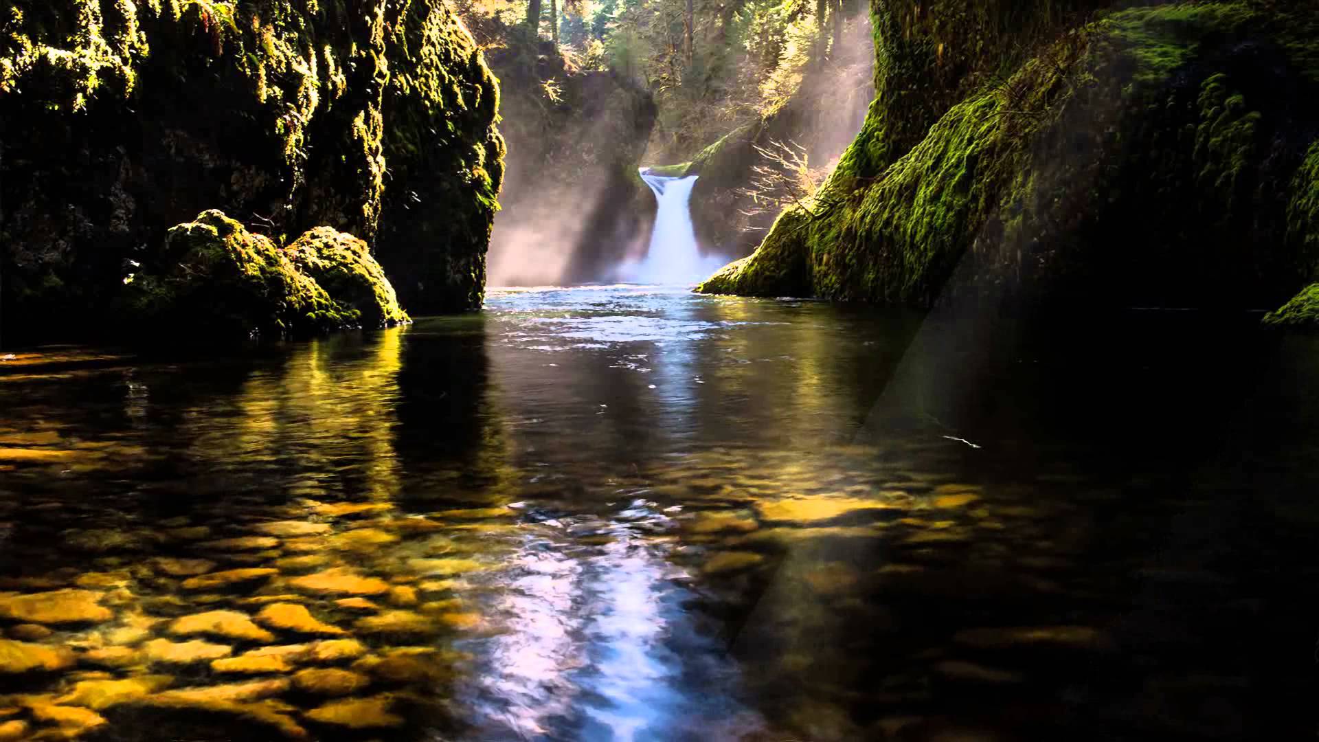 Водопады, синее озеро загрузить