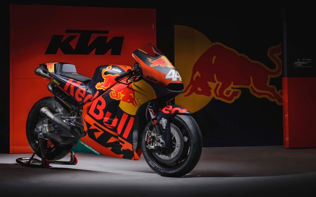 Ktm rc16 motogp race bike 2017 wide photos.