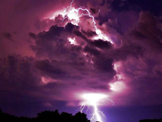 Sky Lightning Storm Clouds Thunderstorm Nature Rain Wallpaper Free Images.