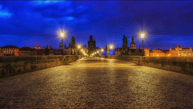 Superb charles bridge in prague at night 2048x1152 wallpaper.