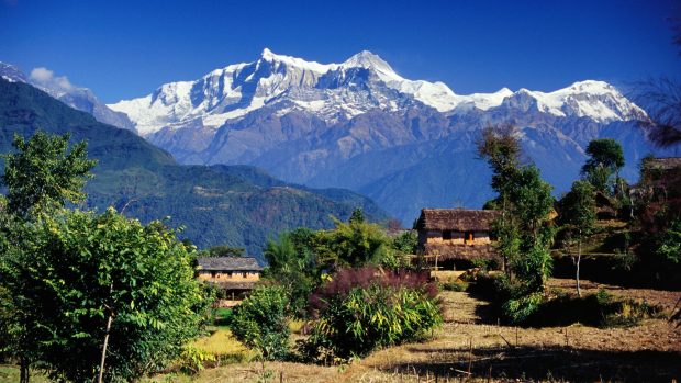 Travel wallpapers images android savers screen screensavers nepal village gandaki annapurna range.