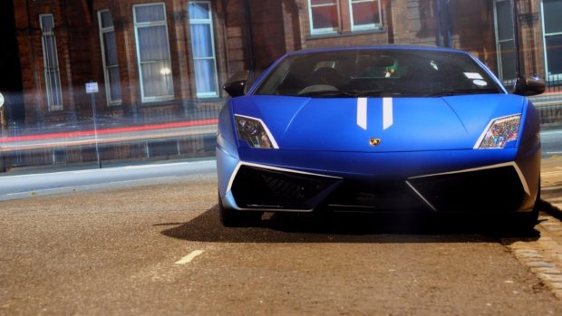 Download Lamborghini Backgrounds.