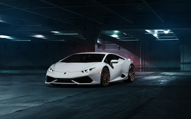 Lamborghini huracan wide wallpaper HD.