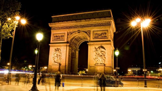 Arc De Triomphe Wallpapers at Night 2.