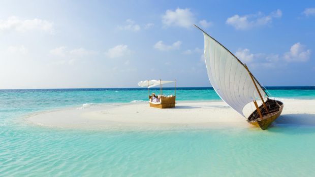 Beach House Maldives Wallpapers.