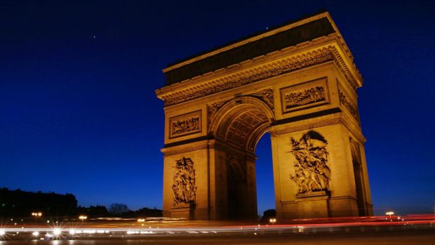 Free dowwnload Arc De Triomphe Wallpapers 1.