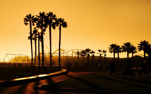 Sunset at Santa Monica Wallpapers HD 1.