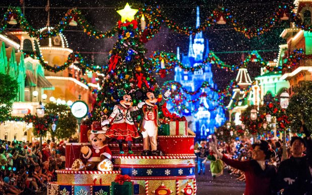 Disney Christmas Wallpaper High Quality.