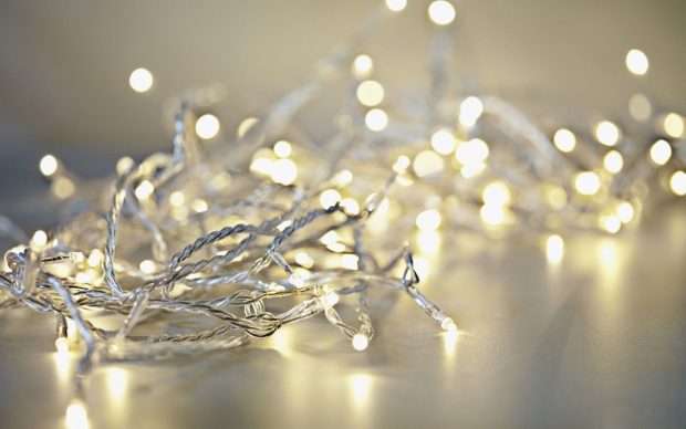 Free Download Aesthetic Christmas Lights Wallpaper for Desktop.