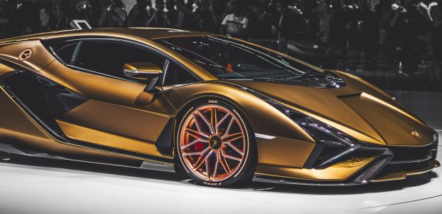 Lamborghini Black and Gold Wallpapers Free HD Download 4K.
