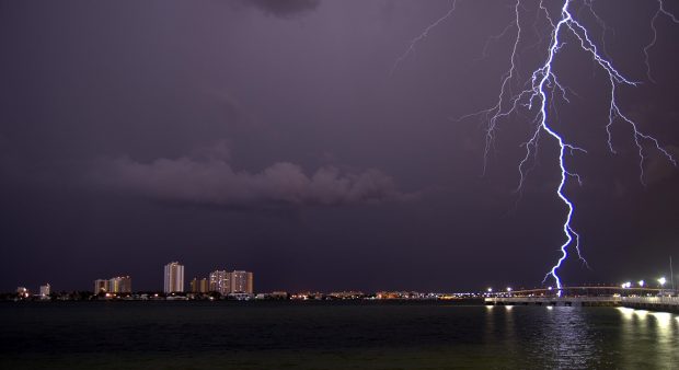 4K Lightning Background HD.