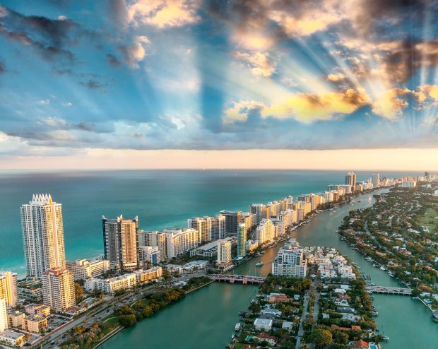 Aesthetic Miami Wallpaper HD.