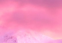 Aesthetic Wallpaper Pastel Cloud HD.