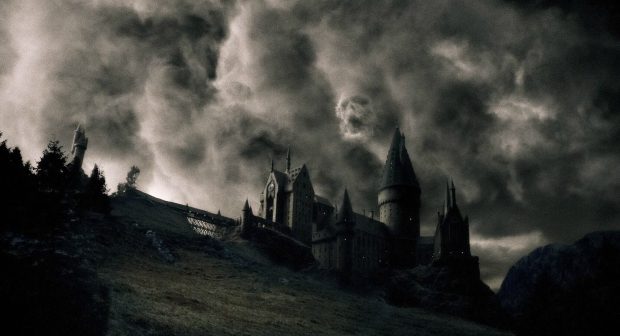 Awesome Hogwarts Wallpaper HD.