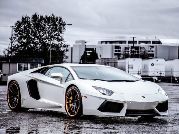 Awesome Lamborghini Wallpaper HD.