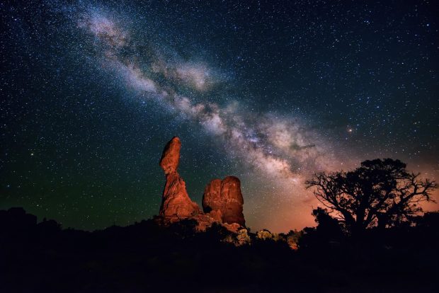 Awesome Milky Way Wallpaper HD.