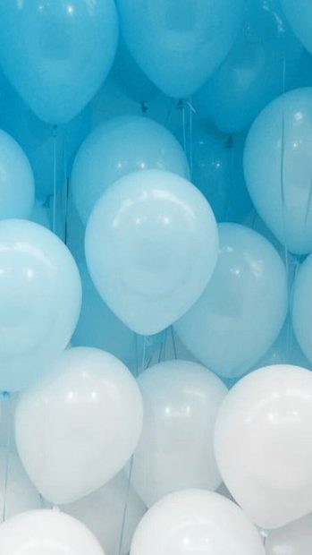 Balloon Baby Blue Aesthetic Wallpaper HD.