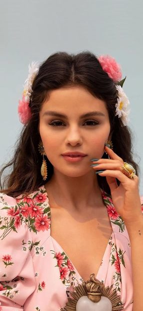 Beautiful Selena Gomez Wallpaper HD.